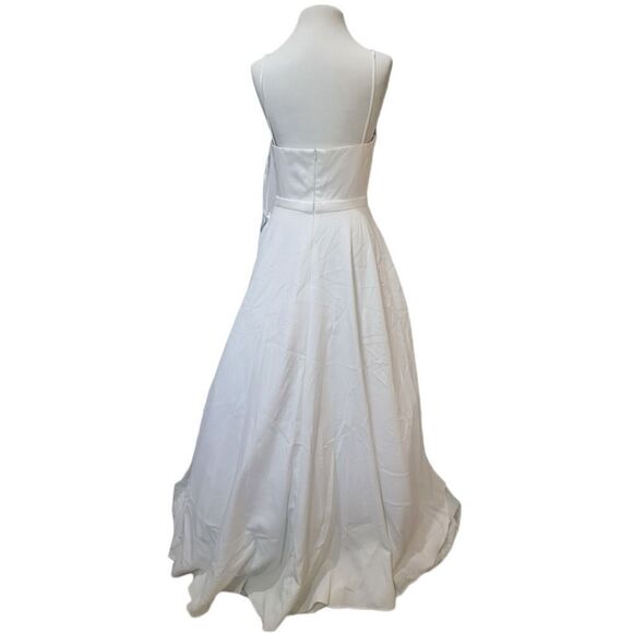 Mac Duggal NWT 48855 CLASSIC A-LINE V-NECK BALLGOWN in White Size 12 - Picture 8 of 10